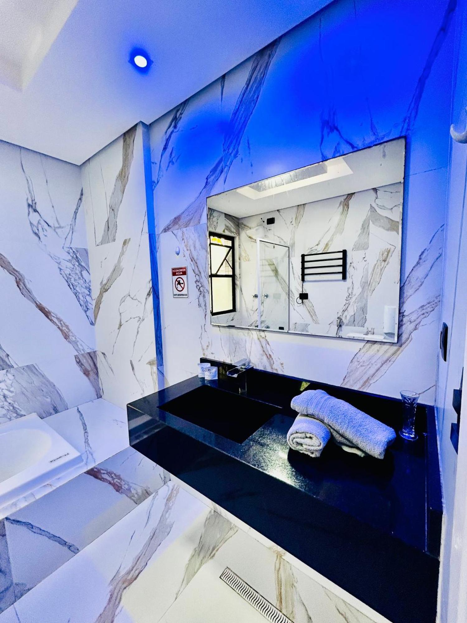 Flat -Hidromassagem Privativa E Piscina A 500 Mts Da Praia Сан-Вісенті Екстер'єр фото
